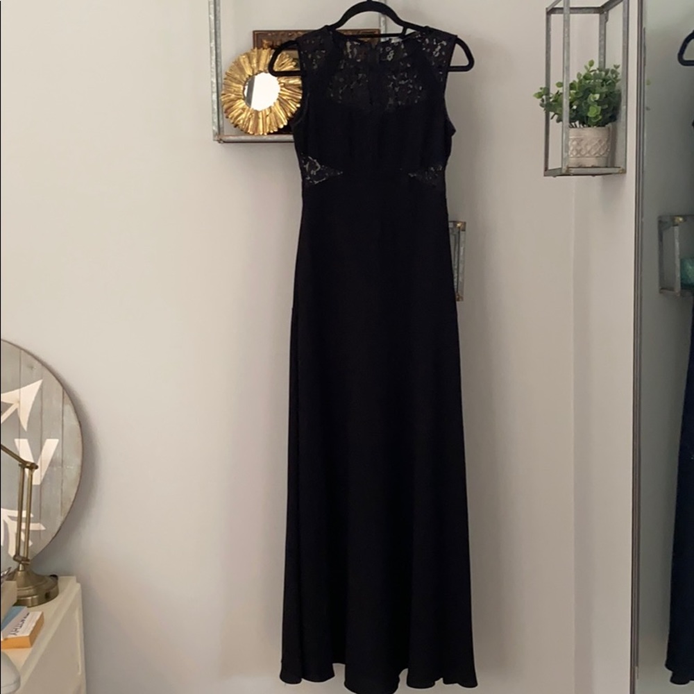 Black Lace Floor-Length Evening Gown